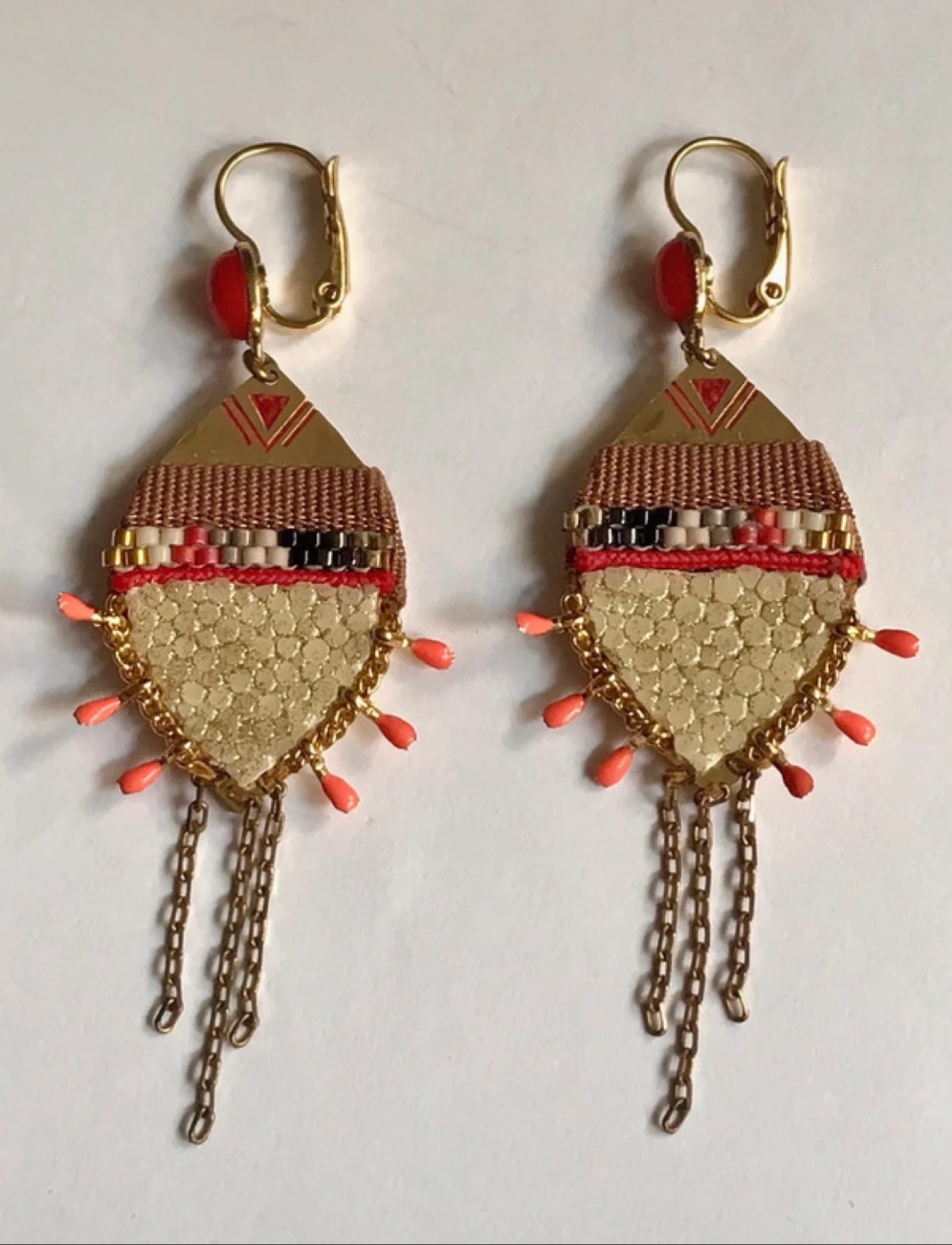 Golden satellite earrings – photo 3